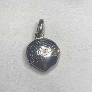 Tiny locket‎ sterling silver 925